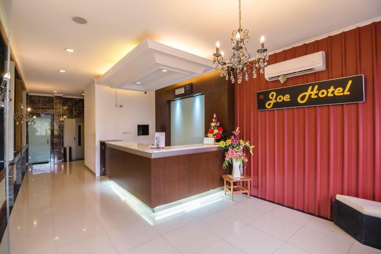 Reddoorz Plus Near Soekarno Hatta Airport 2 Tangerang Exterior photo